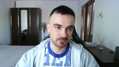 Snapshot of mu5clemania chatting on 03.14.26 Victor online show from 03.14.26