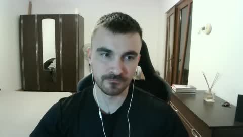 Snapshot of mu5clemania chatting on 03.16.26 Victor online show from 03.16.26