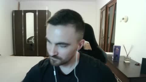 Snapshot of mu5clemania chatting on 03.19.26 Victor online show from 03.19.26