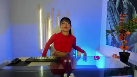 muaan  online show from 04.24.26