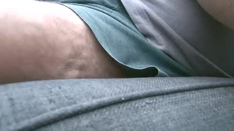 Snapshot of mucker13 chatting on 09.13.25 mucker13 online show from 09.13.25