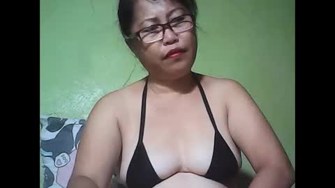 Snapshot of muffy_bunny chatting on 05.13.26 muffy_bunny online show from 05.13.26