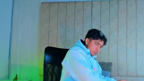 Snapshot of muichiro_tokito1 chatting on 01.22.25 muichiro tokito1 online show from 01.22.25