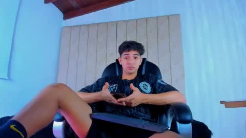 Snapshot of muichiro_tokito1 chatting on 03.07.25 muichiro tokito1 online show from 03.07.25