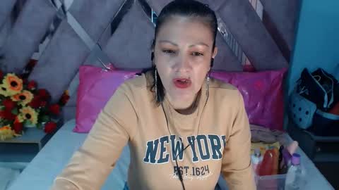 Snapshot of mulan_sexy01 chatting on 01.20.25 Mulan online show from 01.20.25