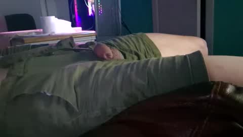 Snapshot of mulisiwy chatting on 12.17.25 siwy online show from 12.17.25