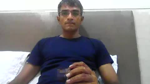 Snapshot of mumbaimonster8inch chatting on 06.21.26 rajesh engineer online show from 06.21.26