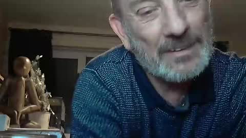 Snapshot of munch10 chatting on 12.28.24 munch10 online show from 12.28.24