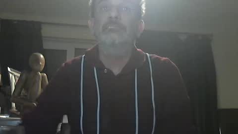 Snapshot of munch10 chatting on 01.29.25 munch10 online show from 01.29.25