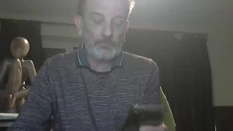 Snapshot of munch10 chatting on 02.02.25 munch10 online show from 02.02.25