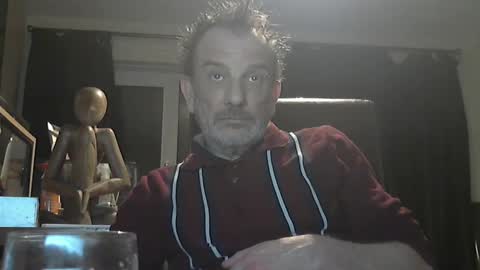 Snapshot of munch10 chatting on 03.08.25 munch10 online show from 03.08.25