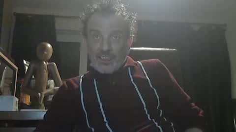 Snapshot of munch10 chatting on 03.09.25 munch10 online show from 03.09.25