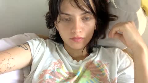 Snapshot of munchi_ chatting on 01.11.25   online show from 01.11.25