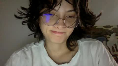 Snapshot of munchi_ chatting on 02.11.25   online show from 02.11.25