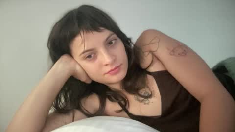   online show from 11.05.25