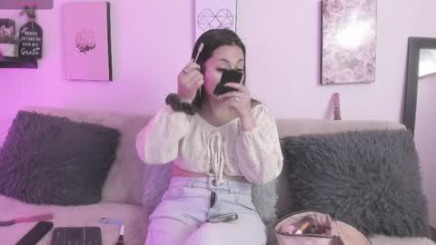 Snapshot of muriell_69 chatting on 09.08.25 muriell_69 online show from 09.08.25