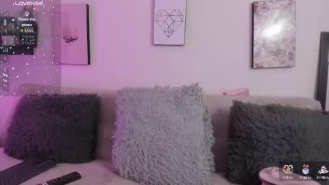 Snapshot of muriell_69 chatting on 09.15.25 muriell_69 online show from 09.15.25