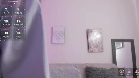 Snapshot of muriell_69 chatting on 10.07.25 muriell_69 online show from 10.07.25