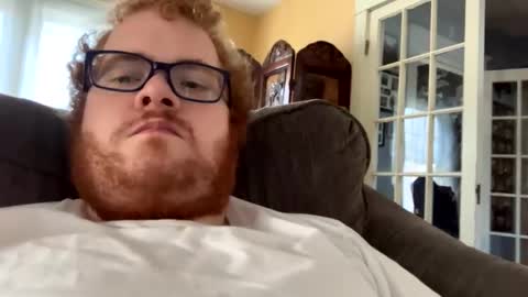 Snapshot of murtyg chatting on 05.18.26 murtyg online show from 05.18.26