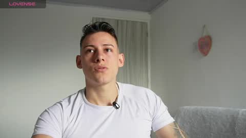 muscle_king_cum online show from 04.08.26