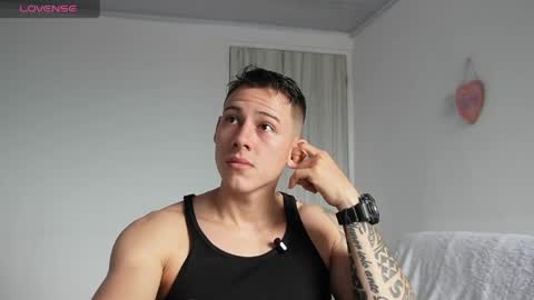 muscle_king_cum online show from 04.10.26