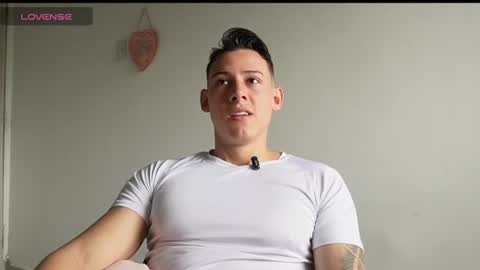 Snapshot of muscle_king_cum chatting on 06.18.26 muscle_king_cum online show from 06.18.26