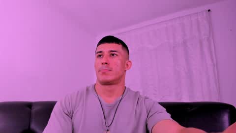 Muscle Man online show from 05.10.26