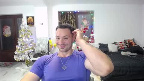 Snapshot of muscleaj69 chatting on 11.25.25 AJ online show from 11.25.25