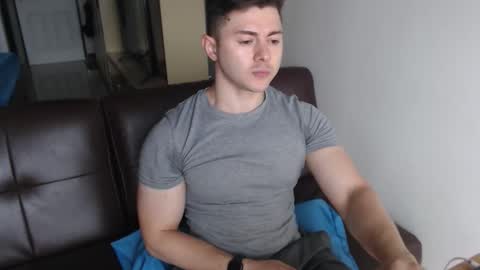 Snapshot of muscledoctor24 chatting on 09.17.25 Everet online show from 09.17.25