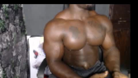 Snapshot of musclegodsammy23 chatting on 01.09.25 musclegod23 online show from 01.09.25