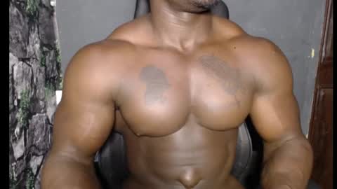Snapshot of musclegodsammy23 chatting on 02.02.25 musclegod23 online show from 02.02.25