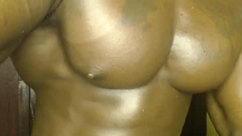 Snapshot of musclegodsammy23 chatting on 11.13.25 musclegod23 online show from 11.13.25