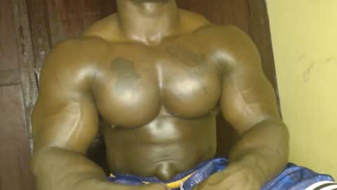 Snapshot of musclegodsammy23 chatting on 11.15.25 musclegod23 online show from 11.15.25