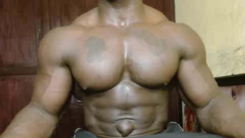 Snapshot of musclegodsammy23 chatting on 03.03.26 musclegod23 online show from 03.03.26