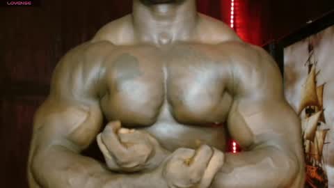 musclegod23 online show from 04.28.26