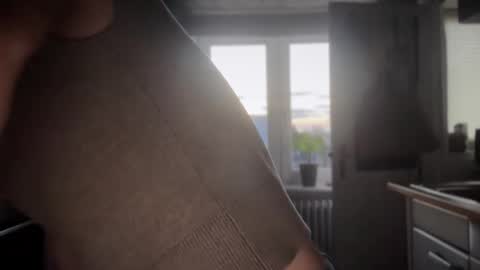 Snapshot of musclehair3 chatting on 10.18.25 musclehair3 online show from 10.18.25