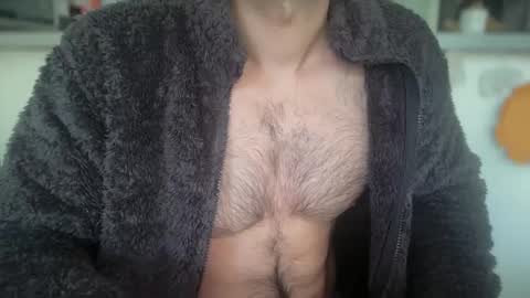 musclehair3 online show from 04.26.26