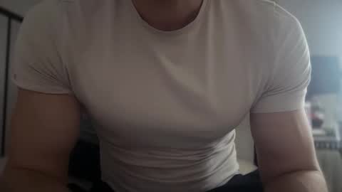musclehair3 online show from 05.03.26