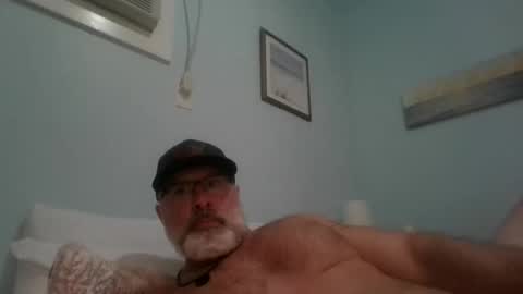 musclemeat41 online show from 10.27.25