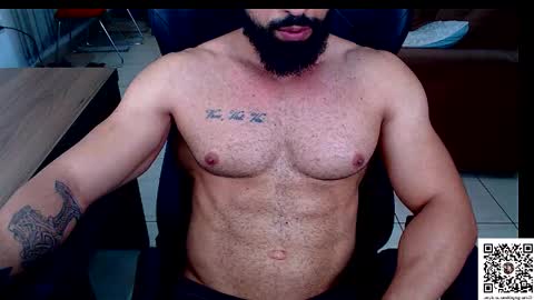 Snapshot of muscleweed420 chatting on 12.16.25 Ragnar online show from 12.16.25