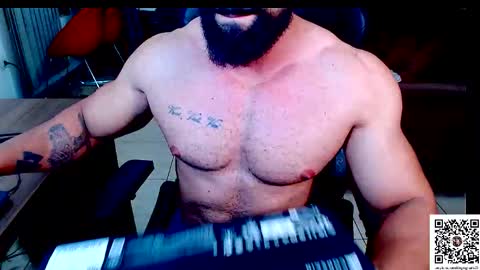 Snapshot of muscleweed420 chatting on 12.18.25 Ragnar online show from 12.18.25