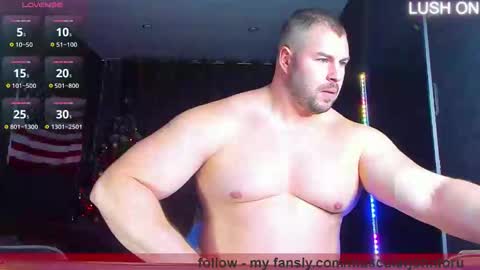 click icon for peach  online show from 01.30.25