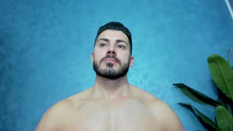 Snapshot of muscularmaster chatting on 02.18.25 muscularmaster onlyfans online show from 02.18.25