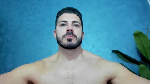 Snapshot of muscularmaster chatting on 02.23.25 muscularmaster onlyfans online show from 02.23.25