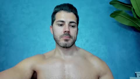 Snapshot of muscularmaster chatting on 09.15.25 muscularmaster onlyfans online show from 09.15.25