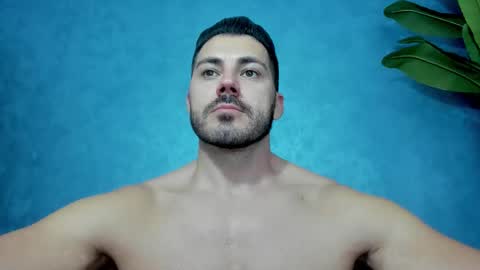 Snapshot of muscularmaster chatting on 09.24.25 muscularmaster onlyfans online show from 09.24.25