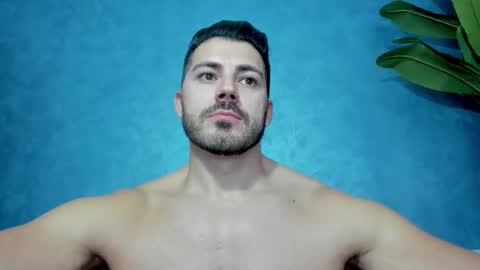 Snapshot of muscularmaster chatting on 09.24.25 muscularmaster onlyfans online show from 09.24.25
