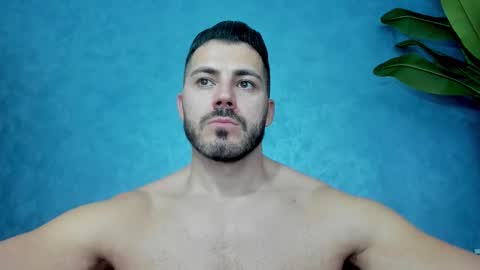 Snapshot of muscularmaster chatting on 10.14.25 muscularmaster onlyfans online show from 10.14.25