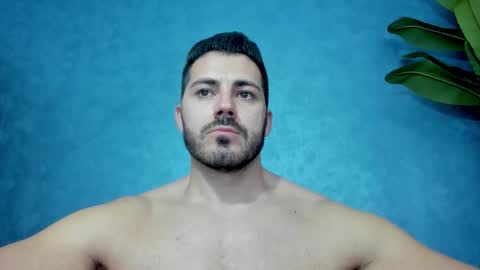 Snapshot of muscularmaster chatting on 10.22.25 muscularmaster onlyfans online show from 10.22.25