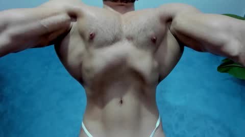 Snapshot of muscularmaster chatting on 10.23.25 muscularmaster onlyfans online show from 10.23.25